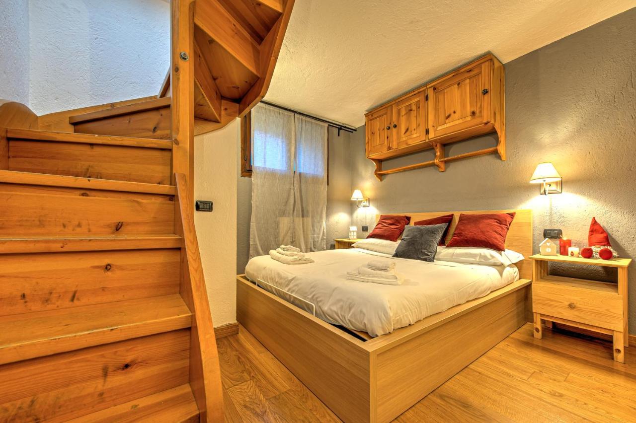 Casa Julie - Accogliente Rifugio Nella Quiete - Cour 0157 Lejlighed Courmayeur Eksteriør billede