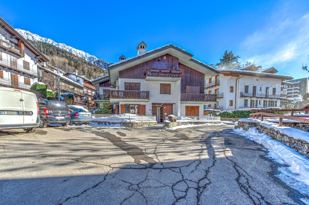 Casa Julie - Accogliente Rifugio Nella Quiete - Cour 0157 Lejlighed Courmayeur Eksteriør billede